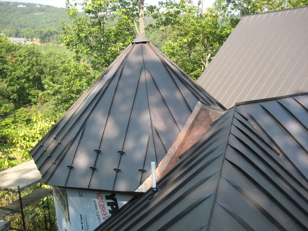 Professional Roof Tarp Installation by Craftsman Roofing in Sherwood Forest